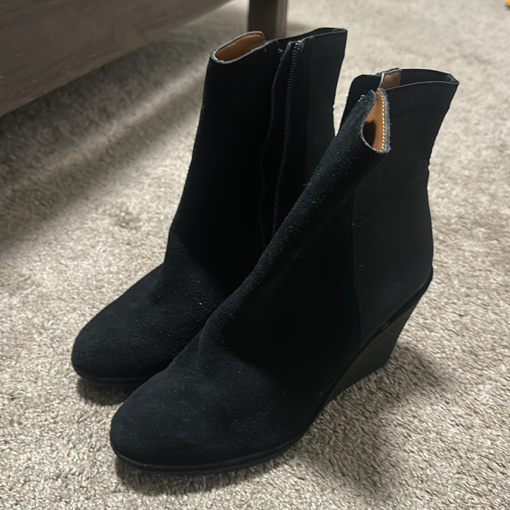 Adrienne Vittadini Black Flats with Textured Sole